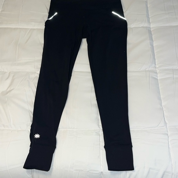 Athleta women’s Relay Reflective leggings Size small - Picture 2 of 9